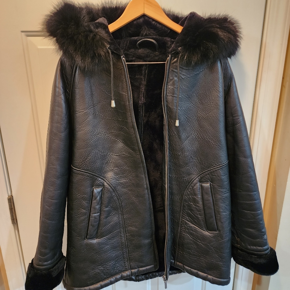 WOMENS LEATHER COAT